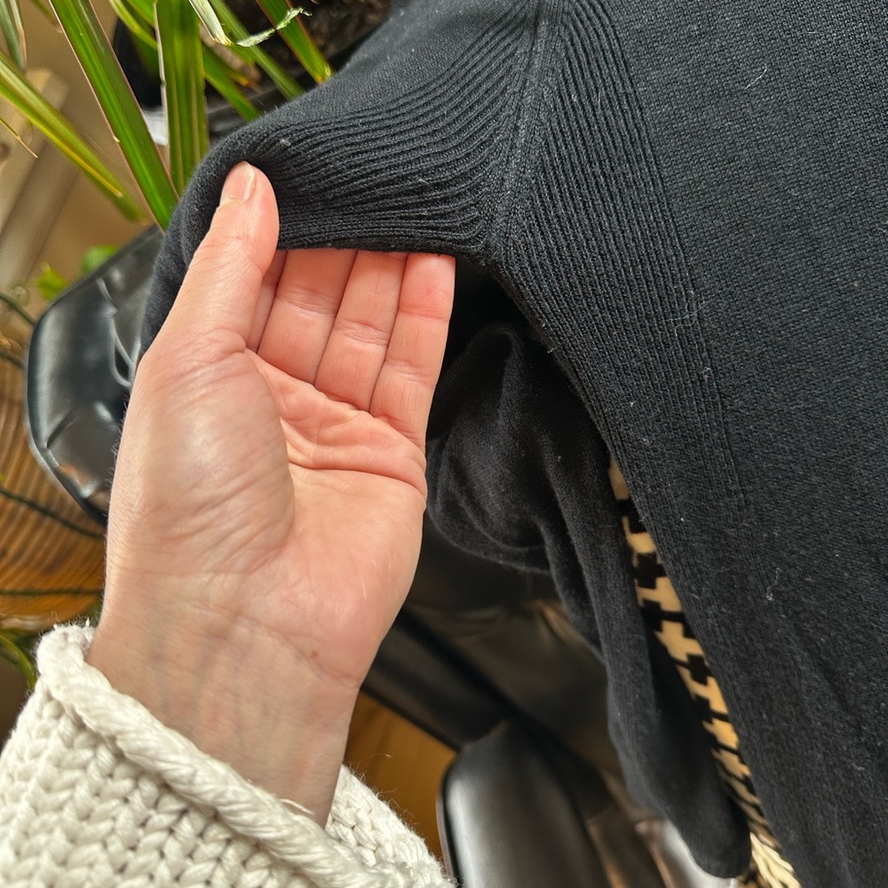 Lululemon Long Knit Sweater - Picture 5 of 7